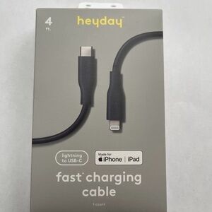 NIB Heyday USB-A Black Fast Charging Cable for iPhone and iPad 4ft (D5)